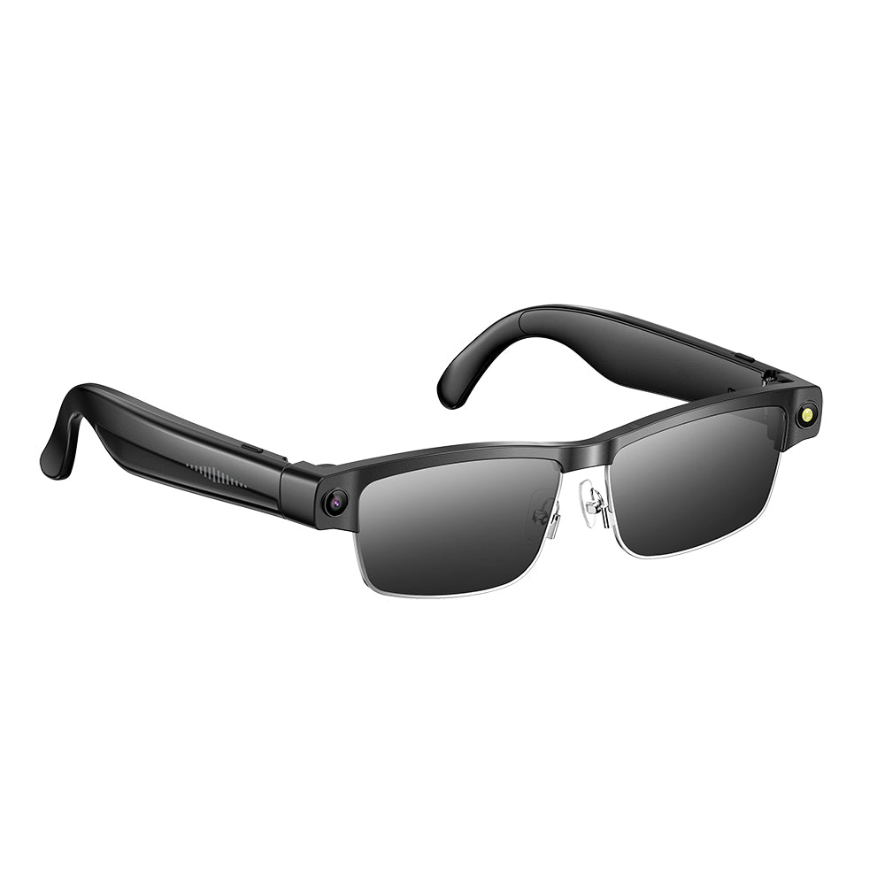 Lunettes connectées Kidcare-Watch VisioNova pour enfant, avec écran intégré et design coloré, visible sur l'image.