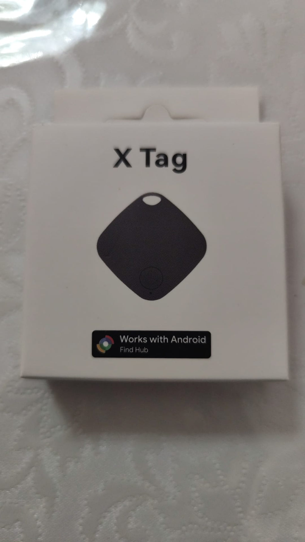 Montre connectée pour enfant Kidcare-Watch TraceO (X Tag) avec écran coloré et bracelet réglable, conçue pour la sécurité et la communication.